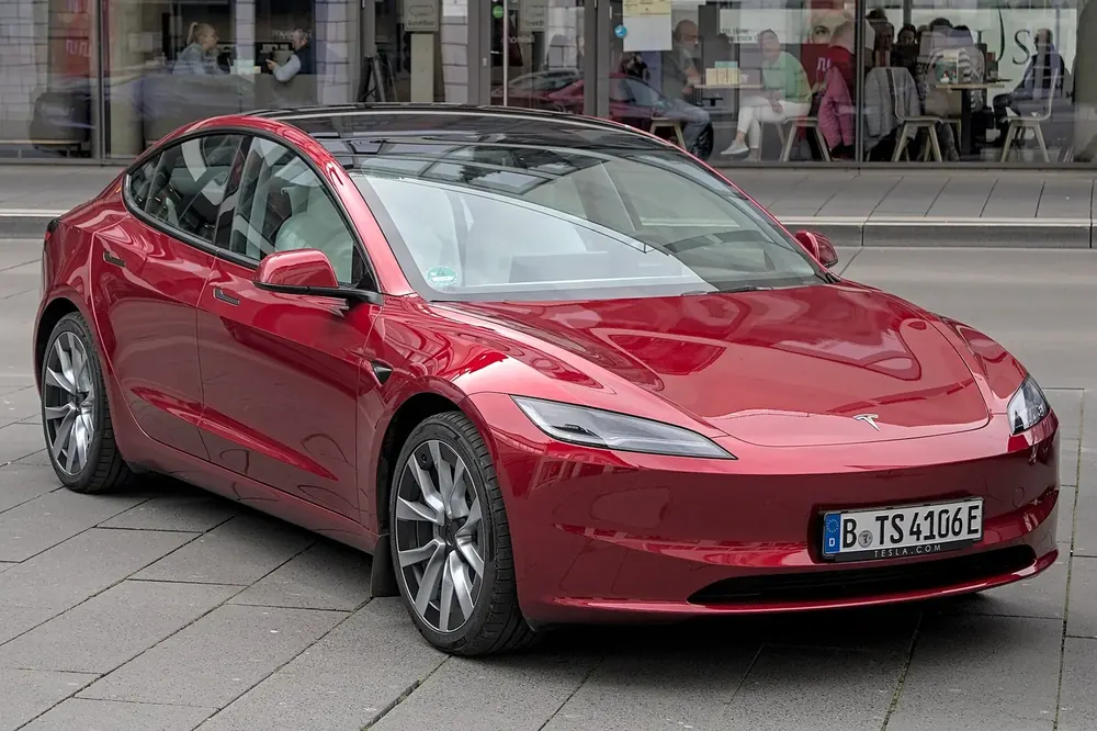 Tesla Model 3, exterior